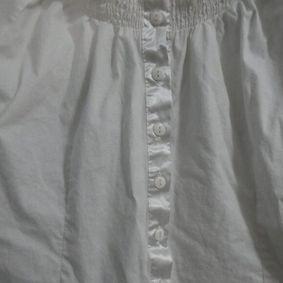 Unbranded | P2P 17.5 inches measured | Elegant White Short Sleeve Blouse - Picture 6 of 15